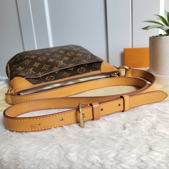 💕DISCONTINUED Very Rare Crossbody LOUIS VUITTON Odeon PM Monogram - Picture 3 of 16